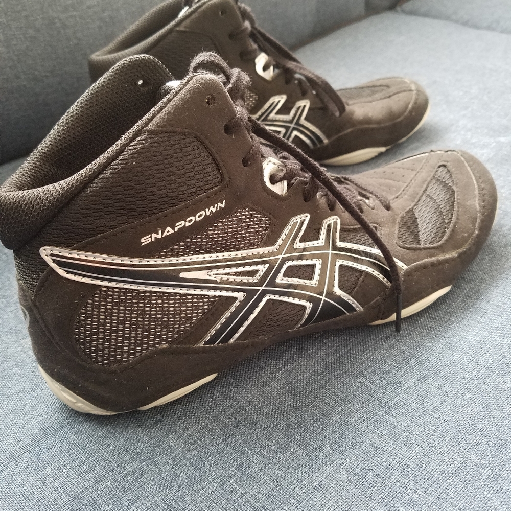 Asics Snapdown wrestling shoes size 7 1/2